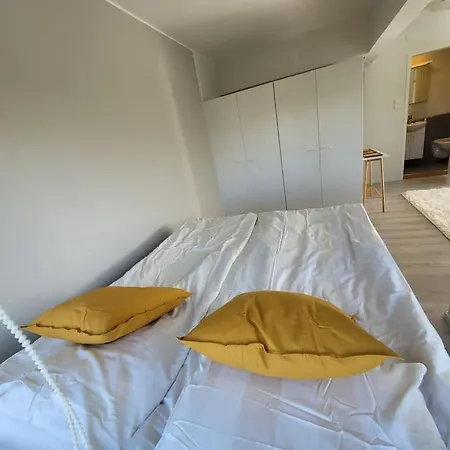 Huoneisto Tapiolasky: Airy, Bright, Great Bed And Spacious - Close To Aalto Campus And Tapiola Center Espoo