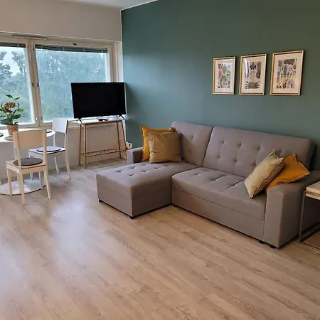 Tapiolasky: Airy, Bright, Great Bed And Spacious - Close To Aalto Campus And Tapiola Center Espoo